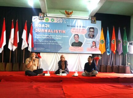HMP dan HIMA Aksara Kenalkan Feature di Ngaji Jurnalistik Bersama Wartawan Jawa Pos