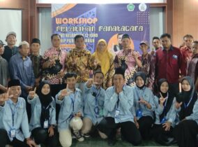 Menghidupkan Seni Bertutur Jawa, Mahasiswa KKNT Kelompok 12 Gelar Workshop Panatacara