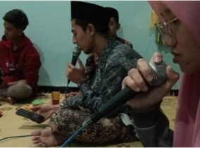 Kolaborasi Mahasiswa KKN-T dengan Grup Hadroh Al Barokah Hidupkan Semangat Seni Islami di Dusun Jajar