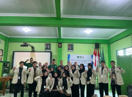 Semangat Baru di Al Mukarrom, PPL II STKIP PGRI Ponorogo Dimulai