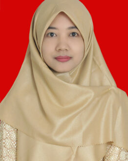 Titin_Pas Foto