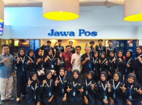 Kunjungi Jawa Pos Surabaya, UKM HMP Dapat Bekal Dunia Redaksi Dan Kepenulisan