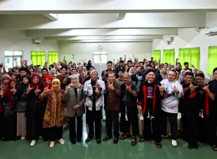 STKIP PGRI Ponorogo Gelar Kuliah Tamu “From Campus to Career”, Hadirkan Lima Pemateri dari Berbagai Perguruan Tinggi PGRI