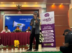 School Fest 2026 Kolaborasi Axis dan Radar Madiun: Asah Skill Komunikasi dan AI Siswa-Siswa MAN I Ponorogo