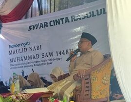 Syi’ar Cinta Rasulullah: MAN 1 Ponorogo Peringati Maulid Nabi 1448 H Penuh Khidmat dan Edukatif Syi’ar Cinta Rasulullah: MAN 1 Ponorogo Peringati Maulid Nabi 1448 H Penuh Khidmat dan Edukatif