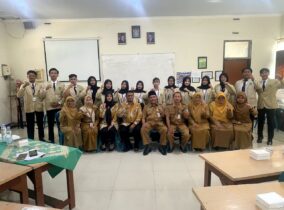 Satu Bulan Mengabdi, 14 Mahasiswa STKIP PGRI Ponorogo Rampungkan PPL II di SMPN 3 Satu Bulan Mengabdi, 14 Mahasiswa STKIP PGRI Ponorogo Rampungkan PPL II di SMPN 3