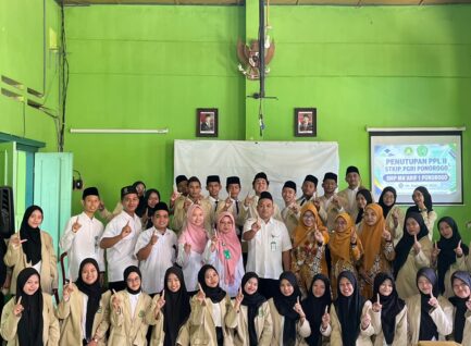 Membawa Pulang Ilmu dan Pengalaman, 34 Mahasiswa STKIP PGRI Ponorogo Akhiri PPL II di SMP Ma’arif 1 Ponorogo