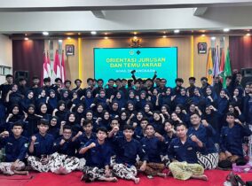 HIMA PBJ STKIP PGRI Ponorogo Gelar Orientasi Jurusan dan Temu Akrab 2026 HIMA PBJ STKIP PGRI Ponorogo Gelar Orientasi Jurusan dan Temu Akrab 2026